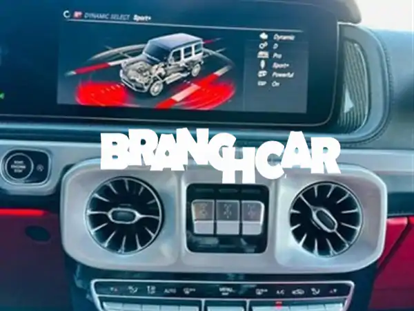 امتلك الأسطورة: مرسيدس G63 2023 أسود مطفي - فخامة وقوة لا مثيل لها | G-Wagen للبيع