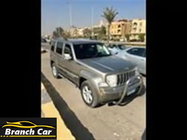 جيب شيروكي 2012 فابريكة: أعلى فئة، حالة المصنع! لا...