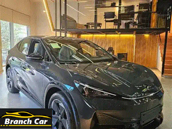 فولفو XC60 2019 | أسود فخم، نظيفة جداً، بدون حوادث! (مصدر شركة موثوق)