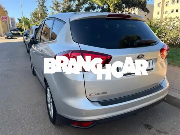 فورد C-Max تيتانيوم 2017: بحالة المصنع، 119 ألف كم، جير...