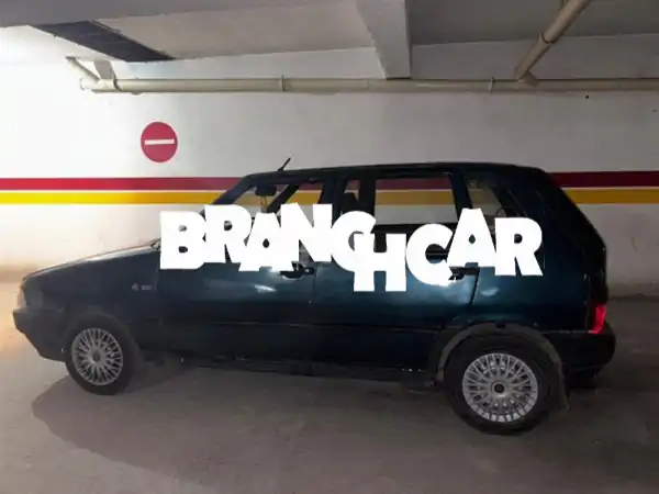 فرصة لا تعوض! فيات أونو 1992 بنزين يدوية في الرباط | 30 ألف كم فقط، اقتصادية وعملية