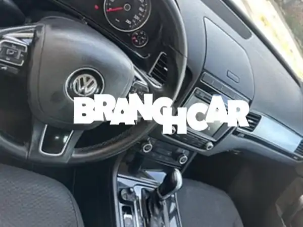 فولكس فاجن طوارق 2018 للبيع: SUV فاخرة بحالة جيدة...