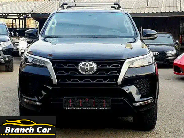 تويوتا فورتشنر 2023 أسود (BUMC) | 25 ألف كم فقط | فخامة...