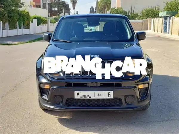 جيب رينيجيد 2023 ديزل للبيع: قيادة مانيوال، 66 ألف...