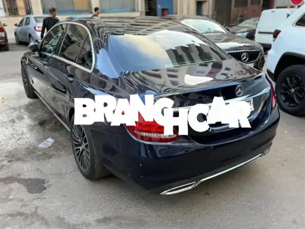 امتلك الفخامة الذكية: مرسيدس C220 ديزل 2017 | 100 ألف كم - أداء واقتصاد استثنائي!