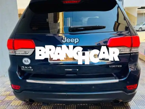 جيب شيروكي 2014 في القنيطرة