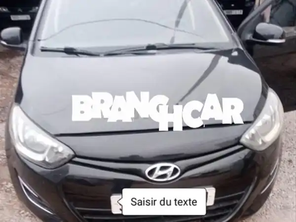 فرصة ذهبية: هيونداي i20 Esence 2013 بحالة ممتازة للبيع في...