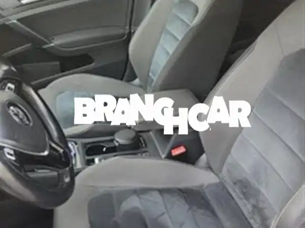 فرصة استثنائية: فولكس فاجن جولف 7 ديزل أوتوماتيك 2020 - أداء فاخر واقتصادية لا مثيل لها!