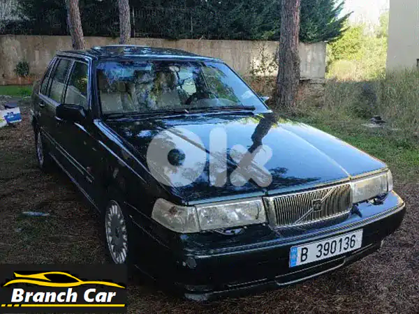 فولفو 960 موديل 1995 النادرة: جوهرة خضراء 