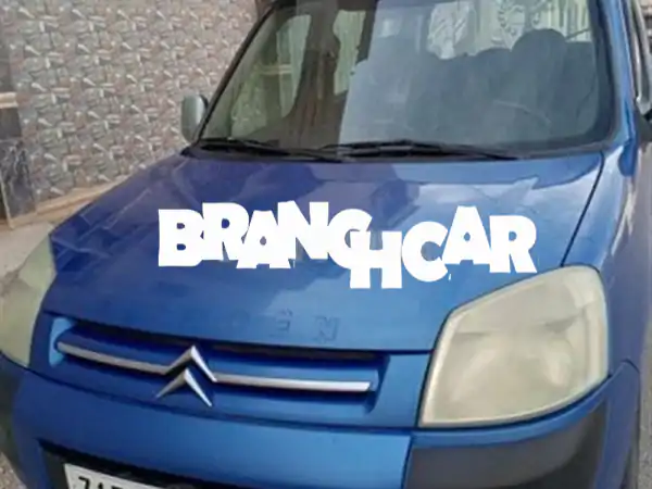 فرصة ذهبية! سيارة ستروين 2011 للبيع: 100 ألف كم،...