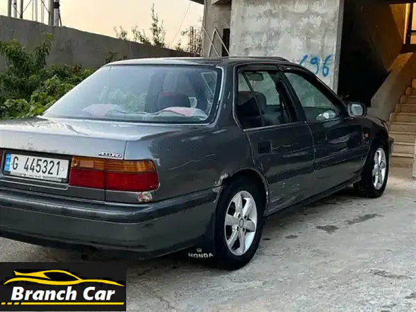 فرصة ذهبية: هوندا أكورد 1990 أوتوماتيك فضي -...