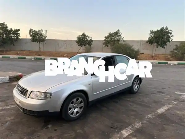 أودي A4 2004 للبيع: نظيفة جداً، عداد 45 ألف فقط | من...