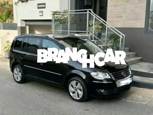 فولكس فاجن توران 2008: سيارة عائلية بحالة ممتازة وجمركة 2013 - فرصة لا تعوض!