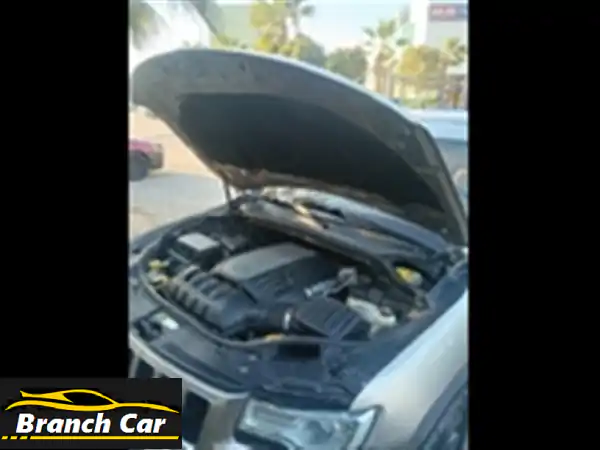 جيب جراند شيروكي 2017 ليمتد | أعلى فئة بحالة الوكالة | فخامة وأداء لا يُضاهى