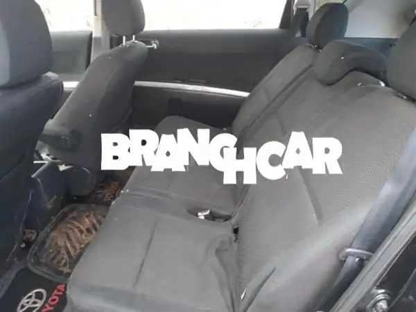 فرصة ذهبية بأكادير: تويوتا فيرسو ديزل 2005 | مانيوال وعائلية بسعر مغرٍ!