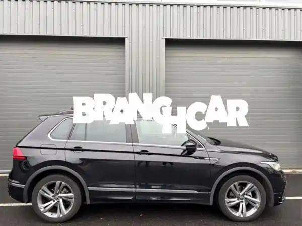 فولكس فاجن تيجوان R-Line 2023 ديزل أوتوماتيك: فخامة،...