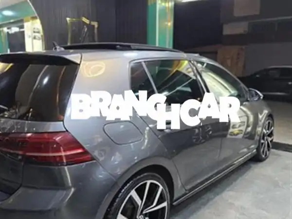 فرصة استثنائية: فولكس فاجن جولف 7.5 GTD موديل 2021 للبيع - أداء رياضي، فخامة، وتكنولوجيا متطورة!