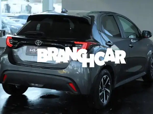 فرصة ذهبية! تويوتا ياريس IV هجينة DISTINCTIVE أوتوماتيك بضمان وتقسيط 0% - 225,000 د.م.