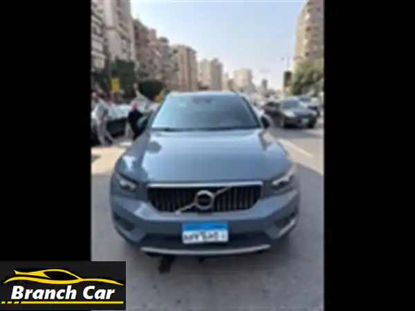 فولفو XC40 2021 فابريكة بالكامل - رفاهية، أمان، وأداء...