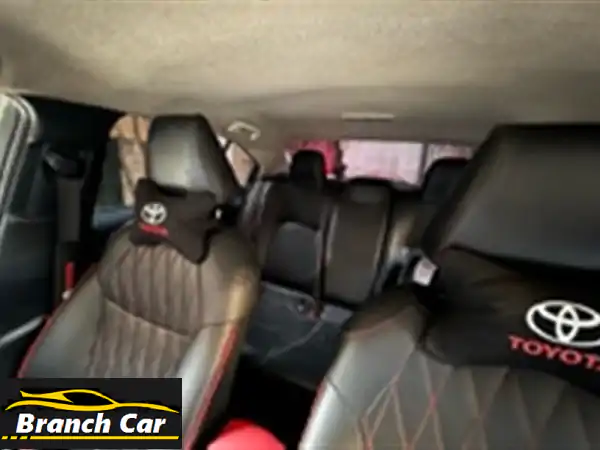 فرصة ذهبية: تويوتا كورولا 2020 فابريكا (عدا اكصدام) - الأمان والراحة بين يديك!