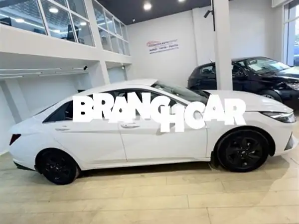 فرصة لا تفوّت: هيونداي إلنترا هايبرد 2023 Inventive في طنجة | الفخامة الذكية والادخار بانتظارك!