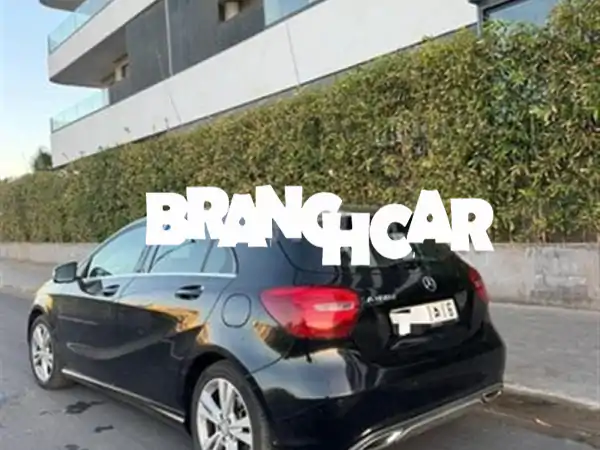 مرسيدس الفئة أ 2016 للبيع | فخامة، أداء، وأمان بسعر 180,000 - لا تفوتها!