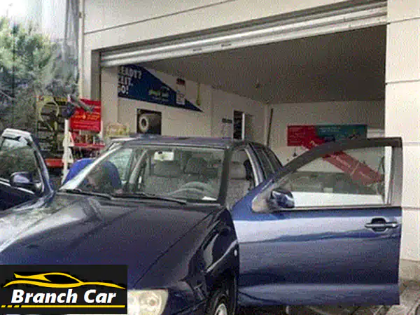 سيات إبيزا 1999 الفضية: أناقة إسبانية كلاسيكية وسعر لا يُصدّق! سيارة اقتصادية وجاهزة للطريق.