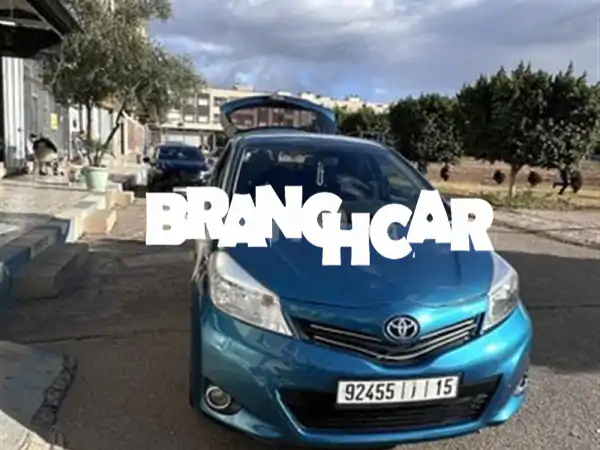 فرصة لا تفوت! تويوتا يارس 2013 للبيع - بحالة ممتازة...