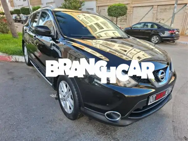 نيسان قاشقاي اليد الأولى