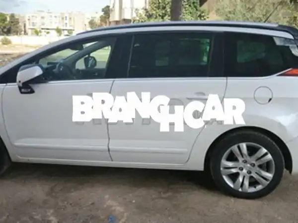 بيجو 5008 كاملة المواصفات ديوانة 2025 شهر 7