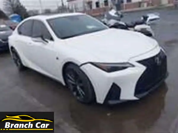 لكزس IS 2024 للبيع دبي: قيادة لا تُنسى تنتظرك!