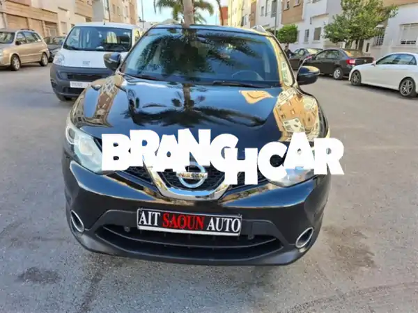 نيسان قاشقاي اليد الأولى