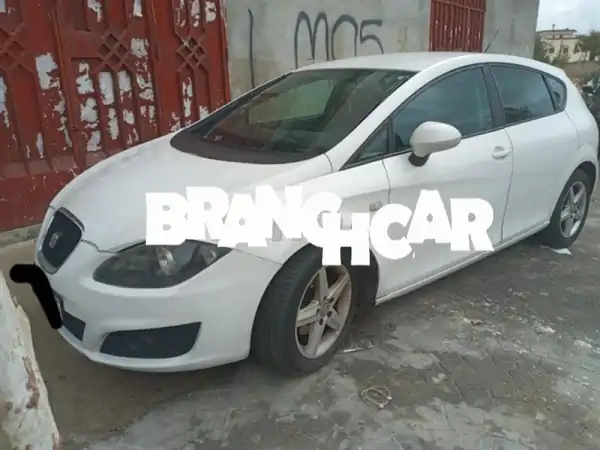 ✨ امتلك رفيقك المثالي: سيات ليون 2012 - 1.6L...