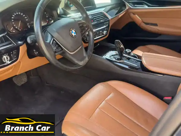 بي إم دبليو 520 i موديل 2019 بحالة ممتازة كالجديدة....