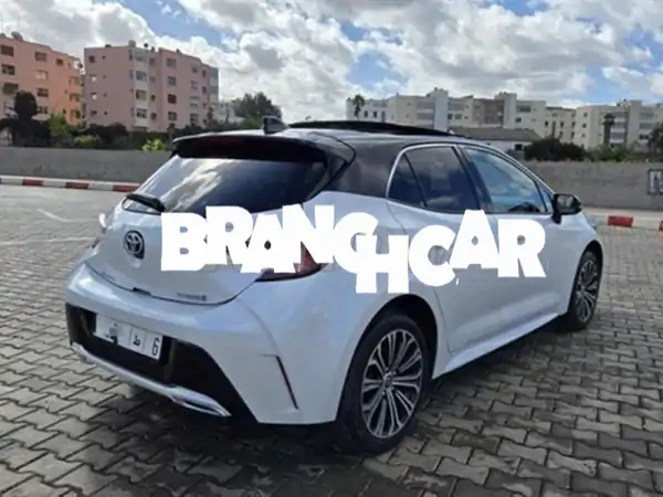 تويوتا كورولا سبورت 2023 Distinctive Plus: رفاهية الأداء والجمال – يد أولى، كاملة المواصفات، صيانة معتمدة!