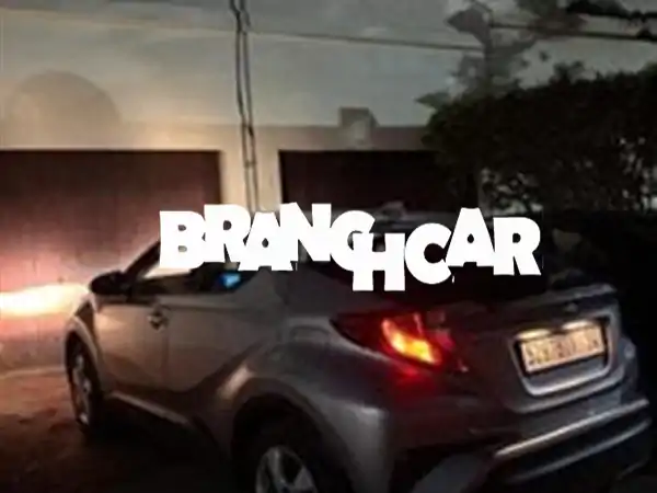 🌟 تويوتا C-HR 2019 للبيع: أول مالك، حالة كالجديدة، جير عادي 🌟