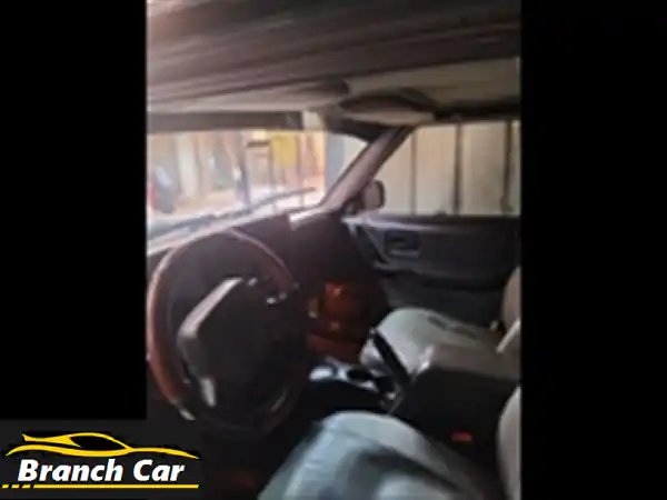 جيب شيروكي 2000 فبريكا بالكامل: أسطورة الطرق الوعرة بحالة المصنع! لا تحتاج لمصروف.