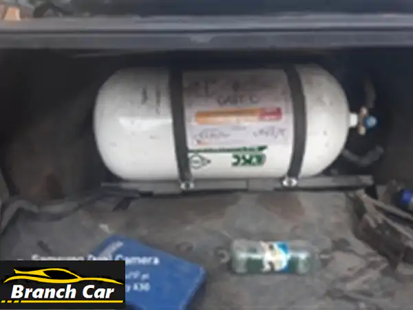 نيسان صني 208 الفئة الثانية للبيع | صيانة كاملة، غاز، جنوط سبور - جاهزة للانطلاق!