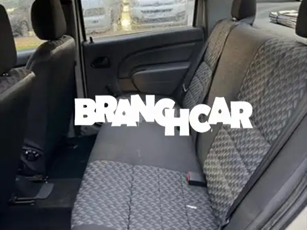 فرصة! داسيا لوغان 2006 ديزل - 64 ألف كم فقط! اقتصادية وموثوقة (5 أبواب، يدوي)