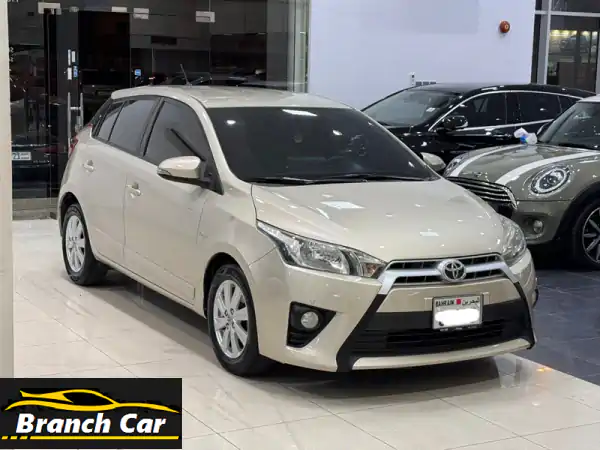 تويوتا ياريس 2015 (لون بيج) مع مسافة 159,700 كم. خيار متوسط...