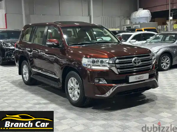 امتلك فخامة تويوتا لاندكروزر 2016 GXR V8 | بحالة ممتازة...