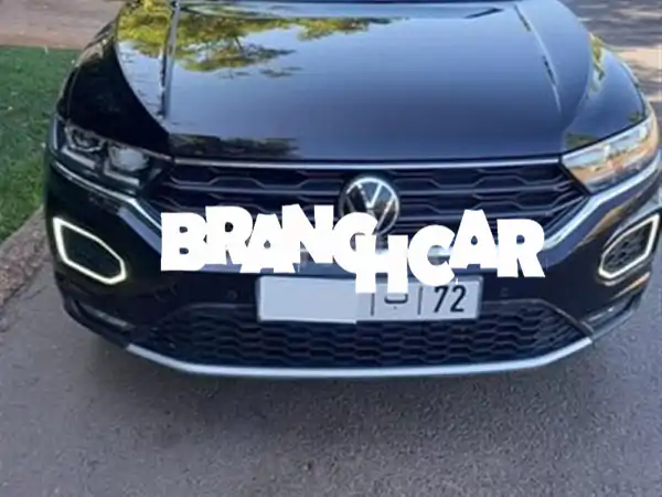فولكس فاجن T-Roc 2021 للبيع: سيارة ألمانية بحالة ممتازة...