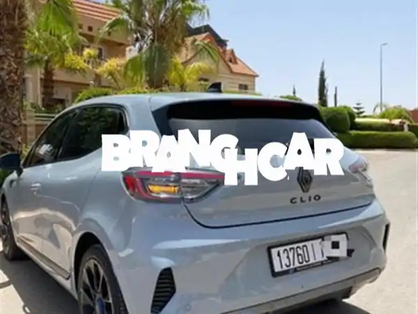 رينو كليو ألبين: سيارة الأحلام بمواصفات كاملة | 50 ألف كم فقط | 200,000 | جاهزة للانطلاق!