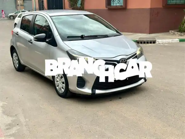 فرصتك! تويوتا ياريس 2016 | بحالة الوكالة (95 ألف كم)...