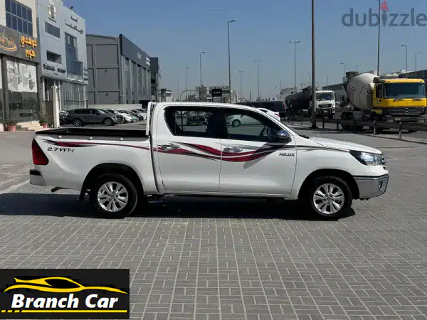 تويوتا هايلوكس SR5 2020 أبيض: قوة، اعتمادية ورفاهية - صيانة وكالة وتأمين لـ 2026!