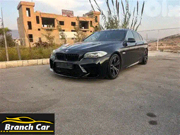 فرصة نادرة: BMW 550i E60 2005 V8 قير عادي | قوة ألمانية يدوية (رمادي)