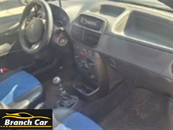 فرصة ذهبية: فيات بونتو كلاسيك 2008 - صيانة كاملة، رخصة 2027، جاهزة للانطلاق!