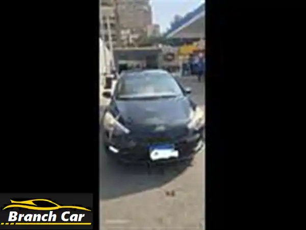 فرصة ذهبية: كيا سيراتو K3 2015 خليجي الفئة الثانية - حالة استثنائية وجاهزة للانطلاق! 🌟