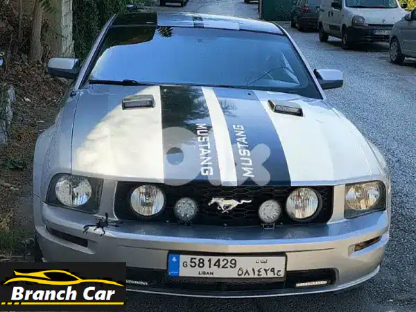 فورد موستنج 2009 V8 كوبيه - قير عادي نادر - صيانة...