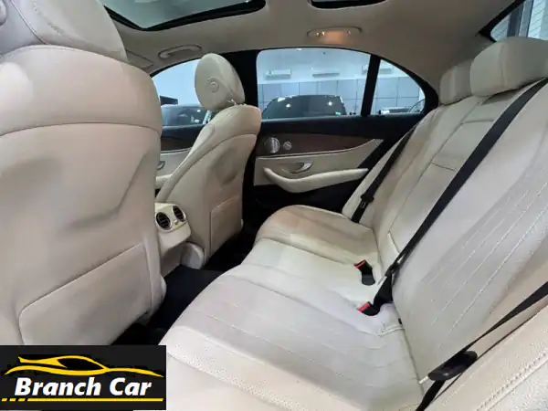 فرصة ذهبية: مرسيدس E300 4MATIC 2019 أبيض | كامل المواصفات | سقف بانورامي | للبيع في البحرين